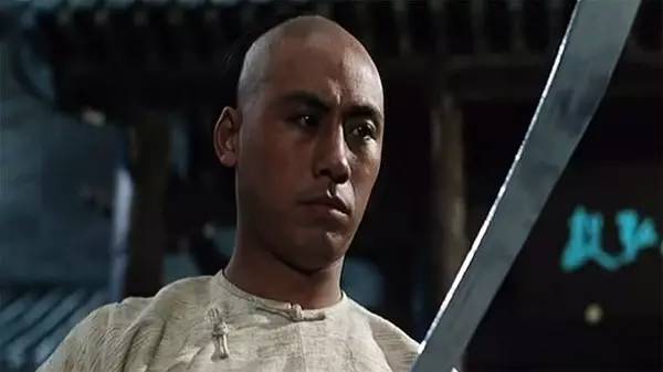 十步杀一人,千里不留行:电影中那些带刀的男人