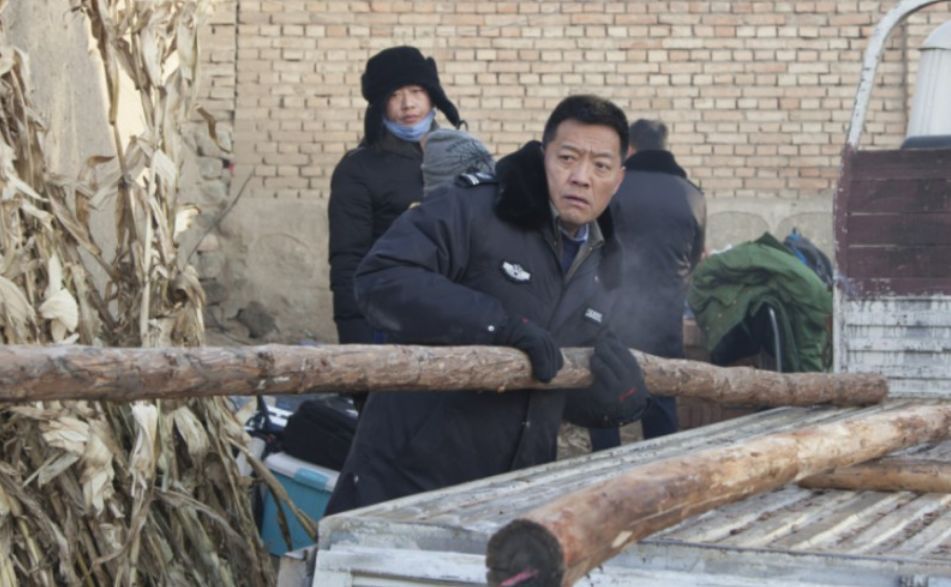 从《李司法的冬暖夏凉》看人情世态